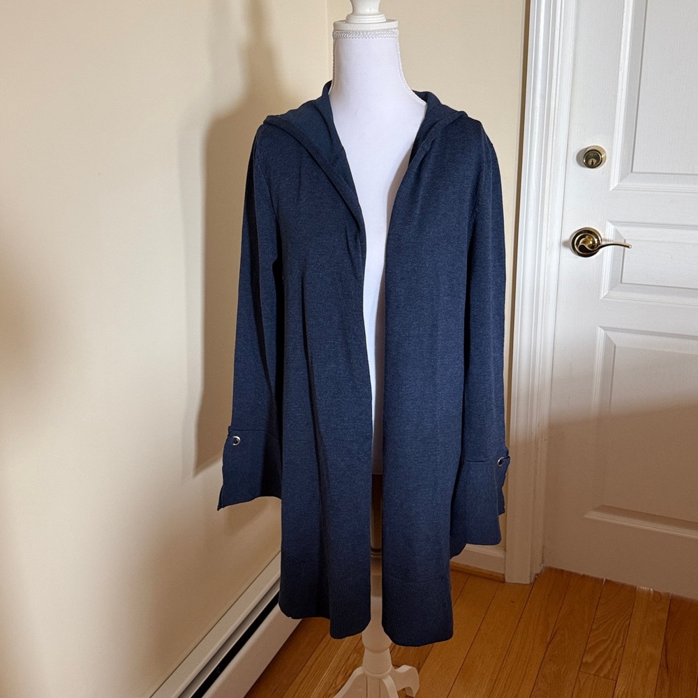 Elegant Navy Hooded Cardigan